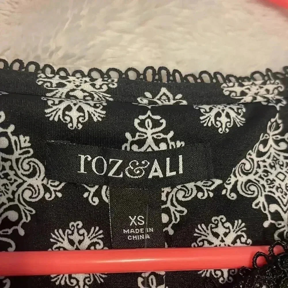 NWT - Roz & Ali shell top - Picture 5 of 12